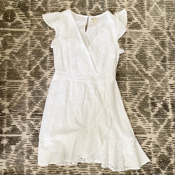 Japna Dresses & Skirts - Japna White Eyelet Ruffle Trim Dress, Large